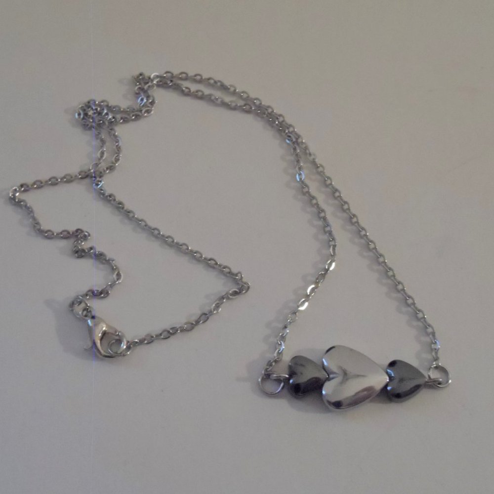 Hematite Heart Charm Silver Tone Chain Necklace